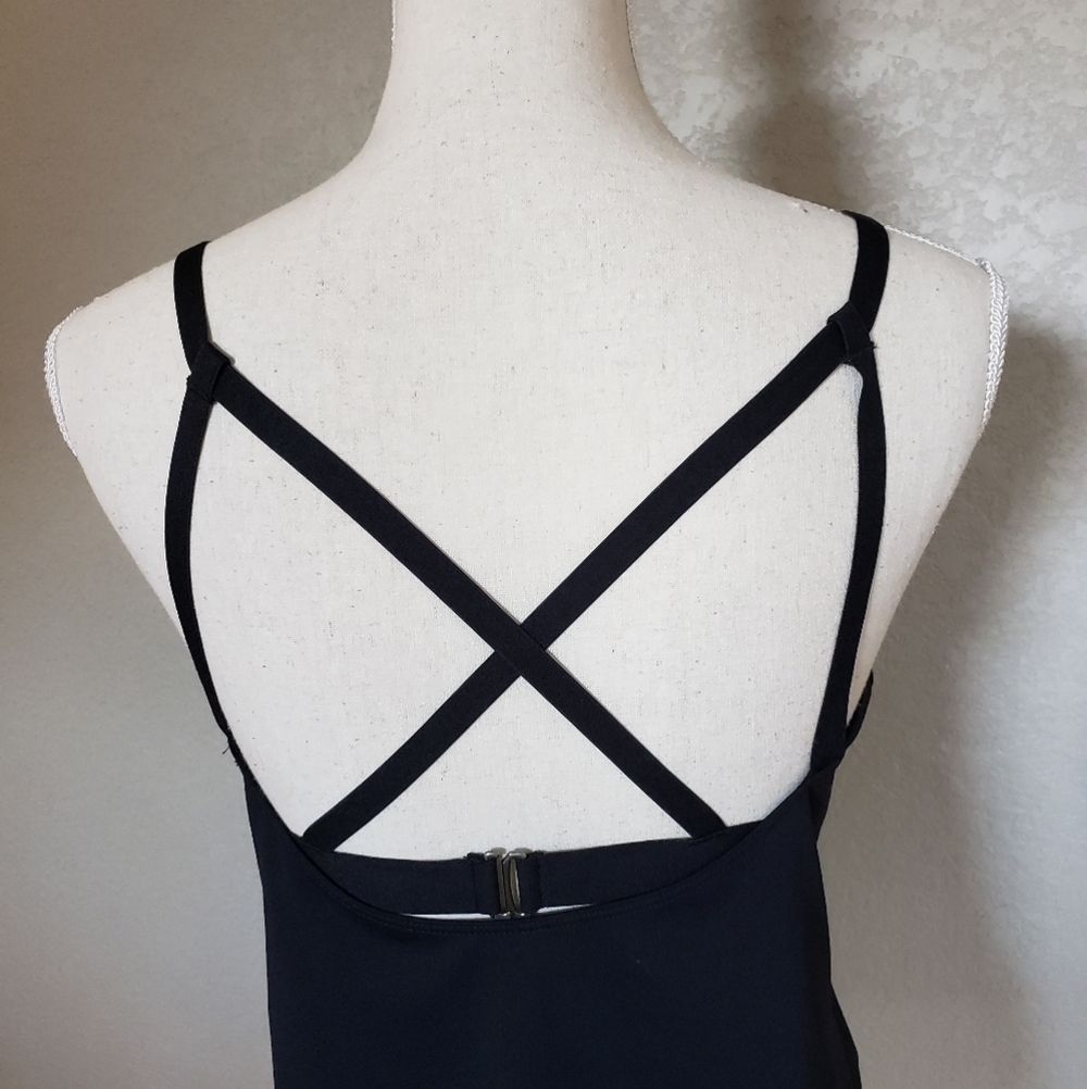 Fabletics tank top padded bra - Picture 5 of 5
